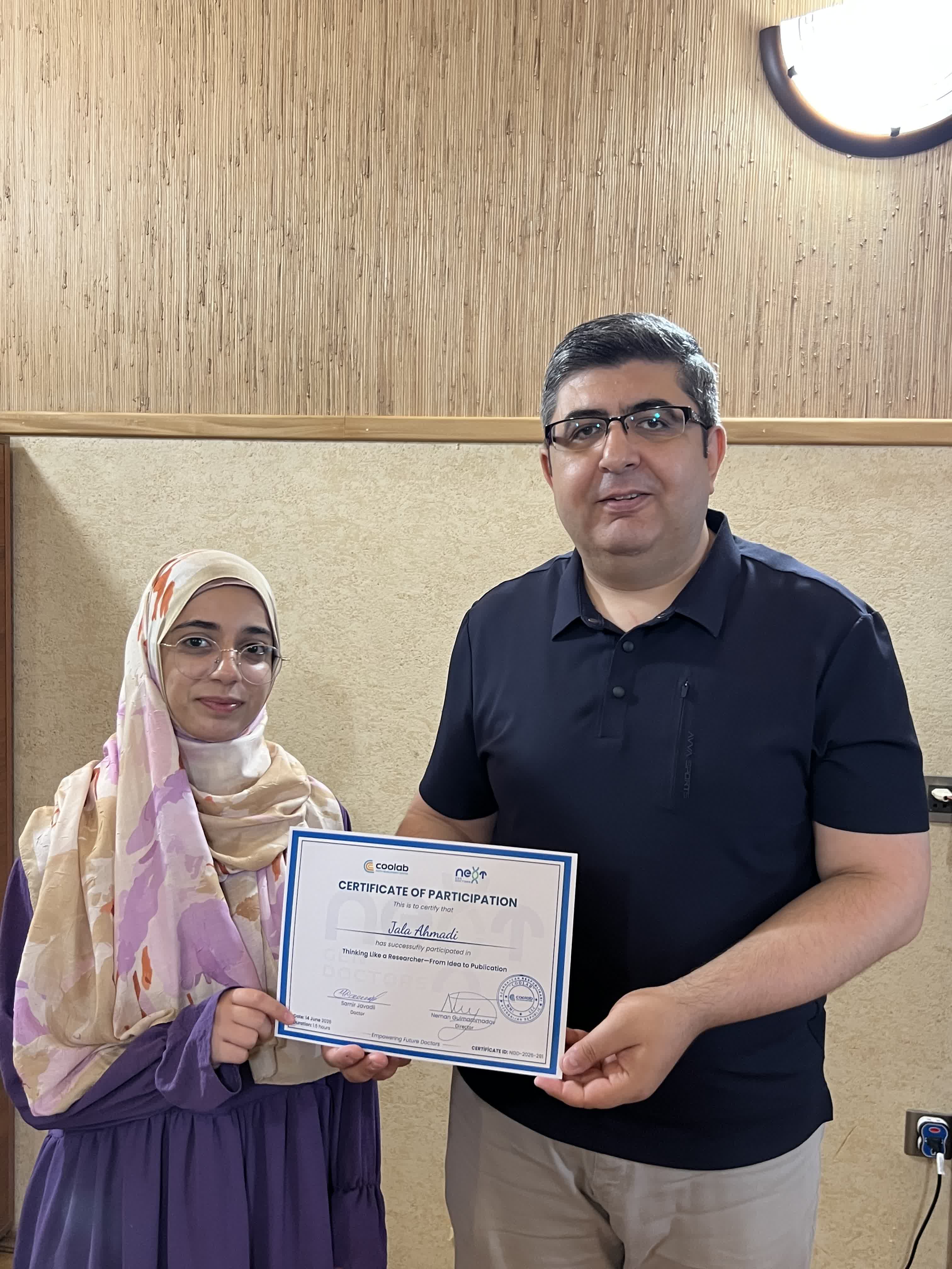 Samir Cavadlı seminarı — sertifikat təqdimatı